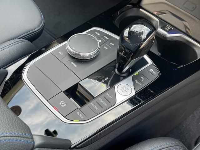 Bmw 1 SERIES 2021-08 15657-19