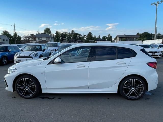 Bmw 1 SERIES 2021-08 15657-3