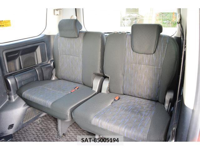 Toyota VOXY 2011-02 247631-19