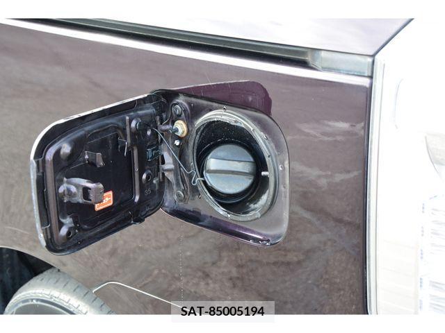 Toyota VOXY 2011-02 247631-23