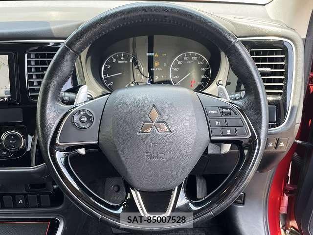 Mitsubishi OUTLANDER 2017-10 365899-4
