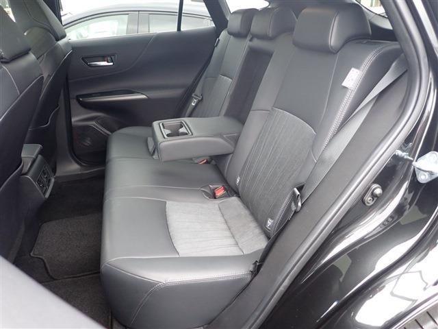 Toyota HARRIER 2021-01 196526-25