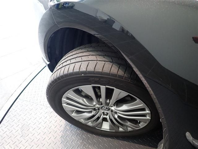 Toyota HARRIER 2021-01 196526-29