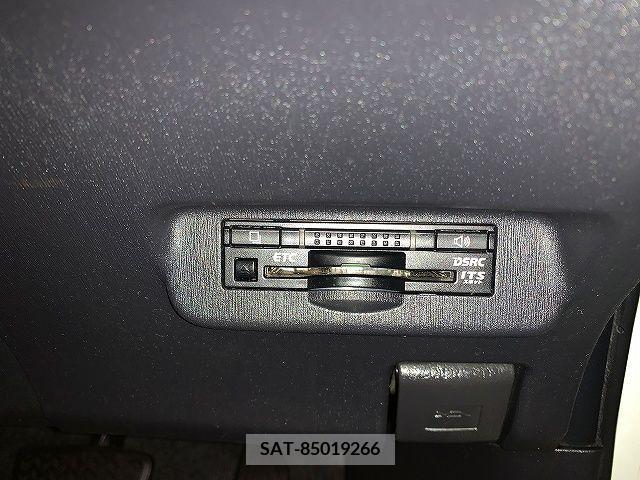 Toyota PRIUS 2014-09 206325-5