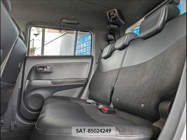 Toyota BB 2015-04 337254-3