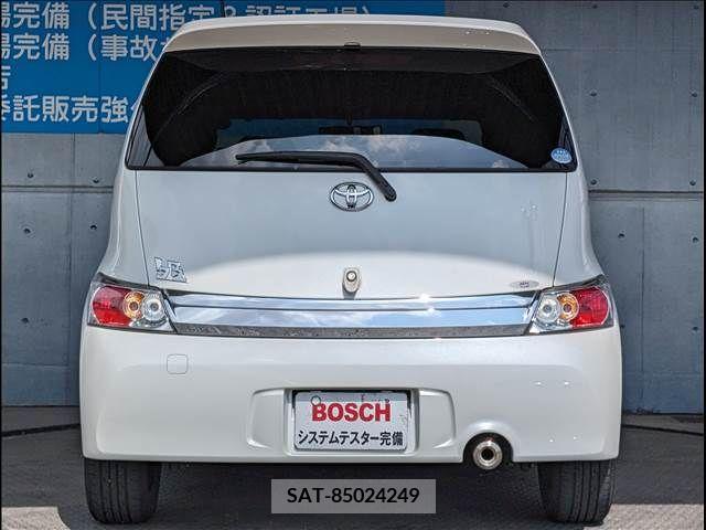 Toyota BB 2015-04 337254-5
