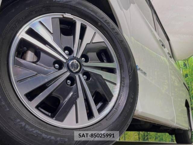 Nissan SERENA 2019-10 284159-14