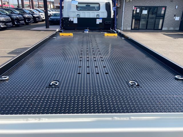 Mitsubishi CANTER 2022-06 7818-6
