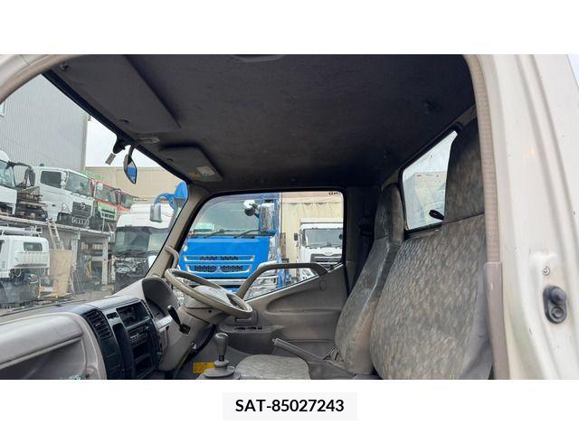 Hino DUTRO 2010-03 267716-16