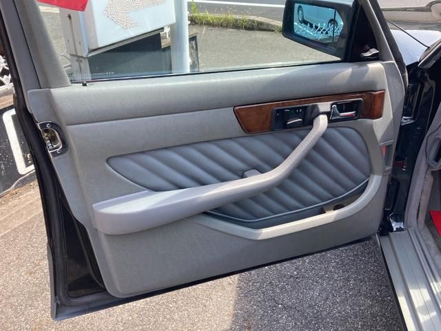 Mercedes Benz S-CLASS 1990-12 794-9