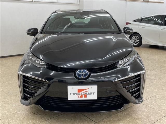 Toyota Mirai 2017-08 21842-1