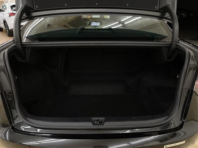 Toyota Mirai 2017-08 21842-21