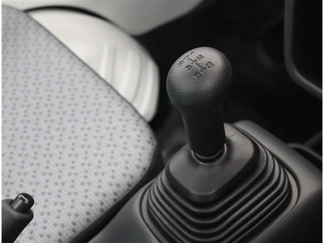Suzuki CARRY TRUCK 2023-05 9610-13