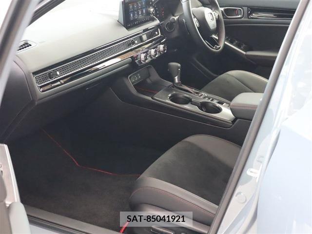 Honda CIVIC 2023-11 264420-14