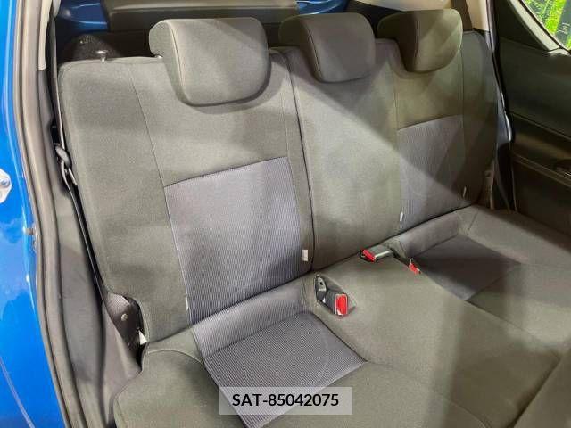 Toyota AQUA 2017-11 260265-9