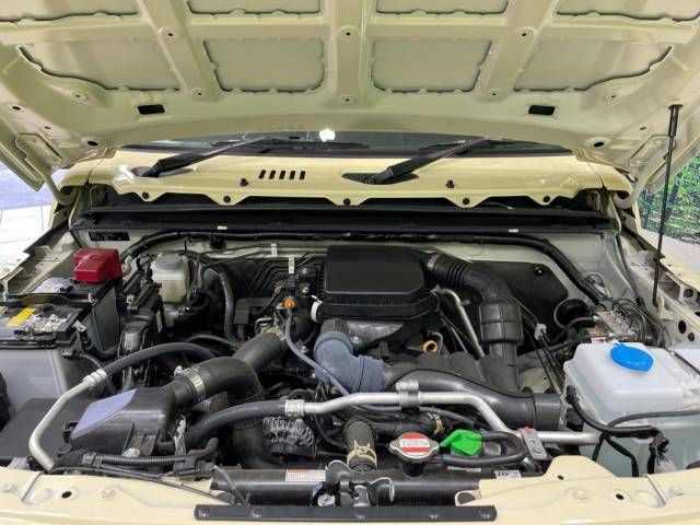 Suzuki JIMNY 2022-11 17237-18