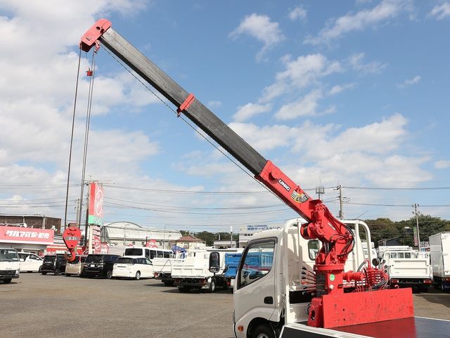 Hino DUTRO 2014-12 189035-11