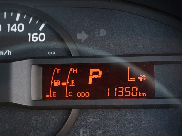 Hino DUTRO 2014-12 189035-23