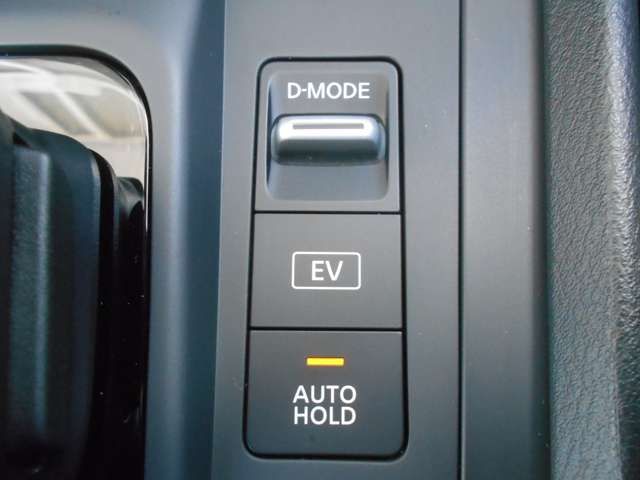 Nissan NOTE 2022-03 3504-8