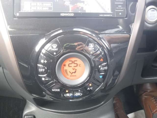 Nissan NOTE 2018-09 24393-6