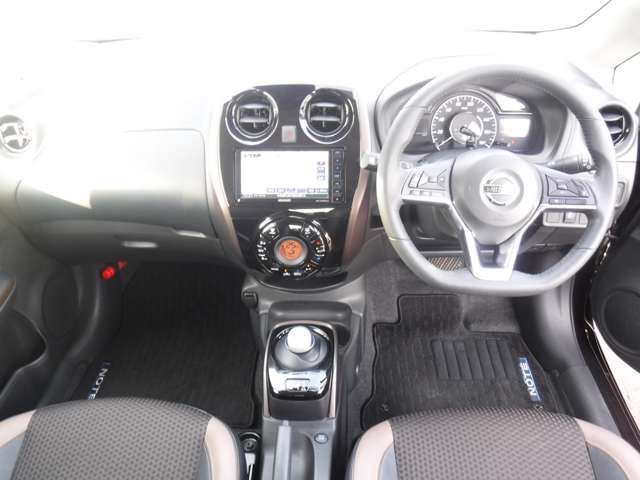 Nissan NOTE 2018-09 24393-2