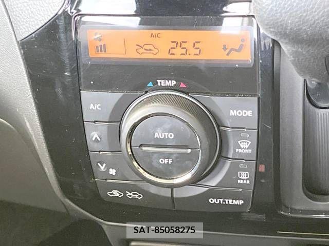 Nissan ROOX 2013-03 251285-7