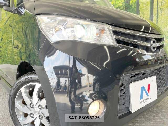 Nissan ROOX 2013-03 251285-12