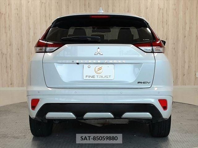 Mitsubishi ECLIPSE CROSS 2022-08 303880-18
