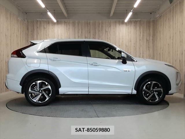 Mitsubishi ECLIPSE CROSS 2022-08 303880-17