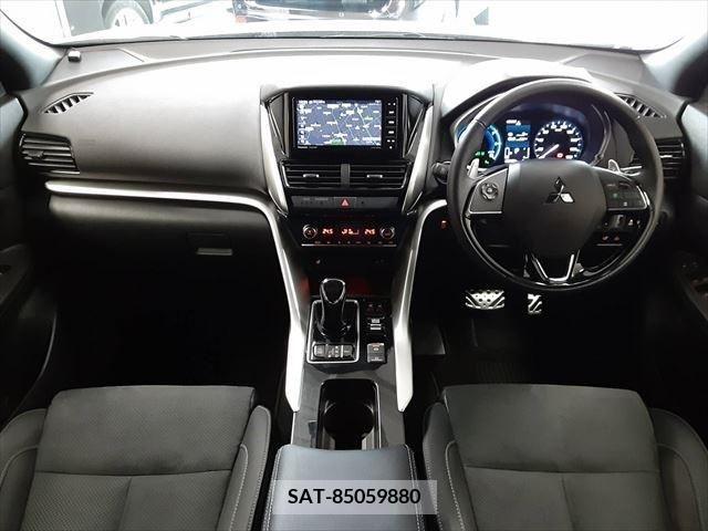 Mitsubishi ECLIPSE CROSS 2022-08 303880-1