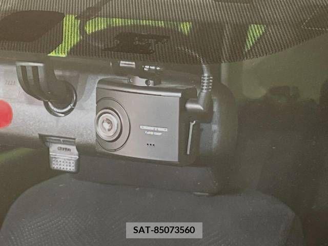 Toyota PRIUS PHV 2014-09 282573-6