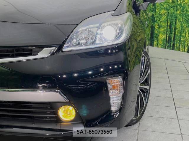 Toyota PRIUS PHV 2014-09 282573-12