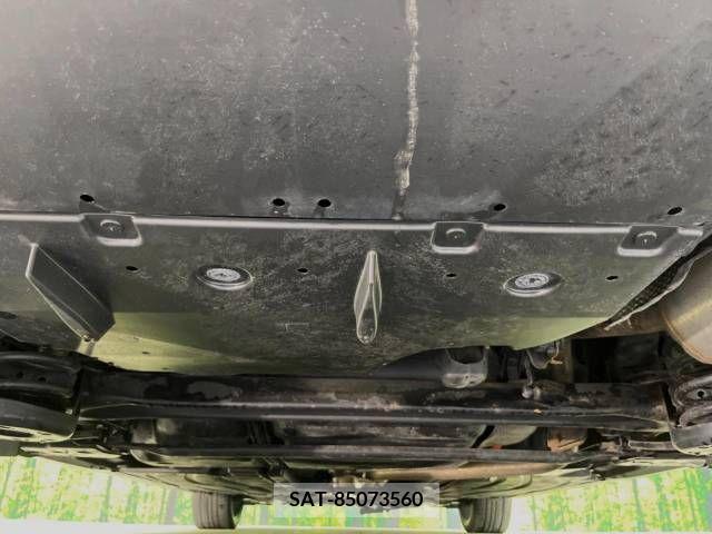 Toyota PRIUS PHV 2014-09 282573-19