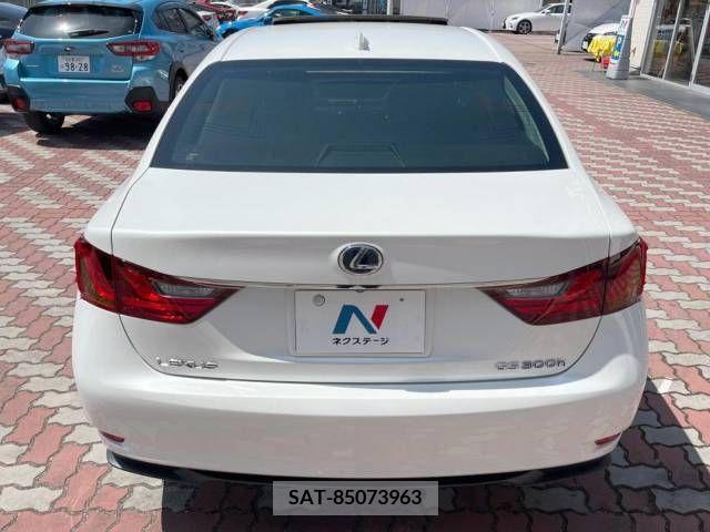 Lexus GS 2015-06 235946-15
