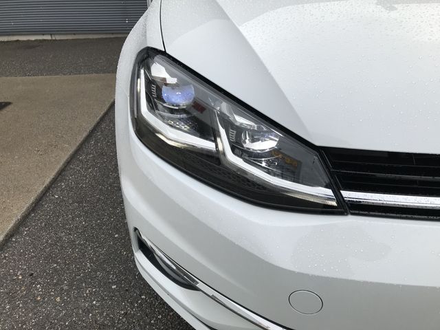VolksWagen GOLF 2018-05 196136-23
