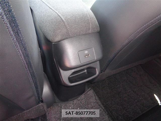 Nissan AURA 2022-11 292948-11