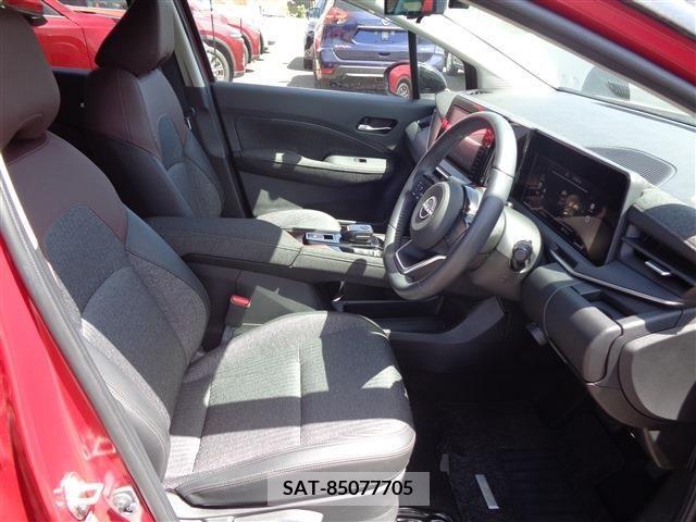 Nissan AURA 2022-11 292948-13