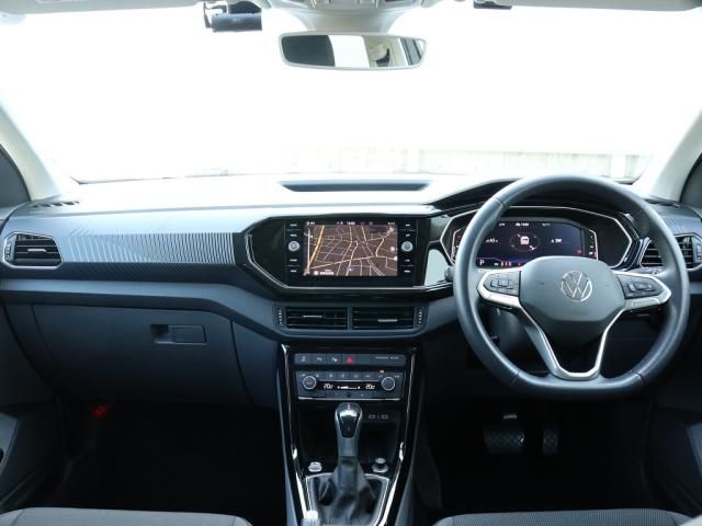 VolksWagen T-CROSS 2021-03 9327-12