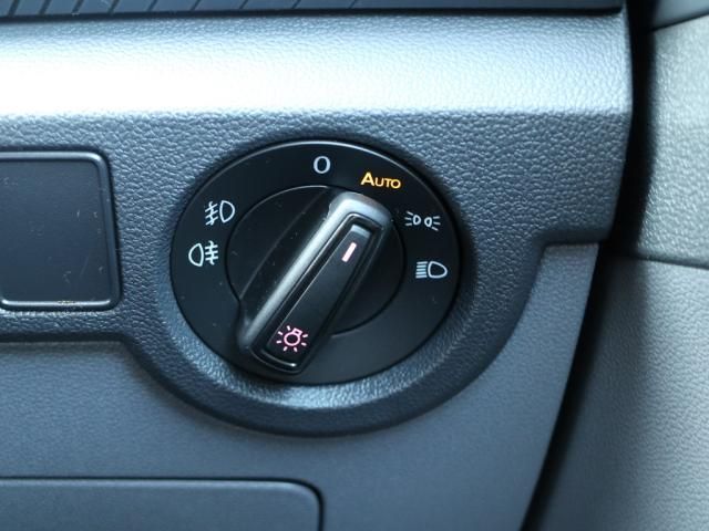 VolksWagen T-CROSS 2021-03 9327-18