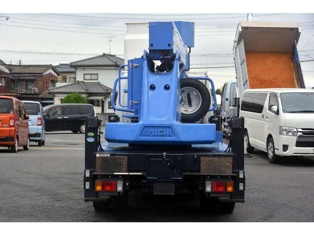 Isuzu ELF TRUCK 2015-07 12725-3