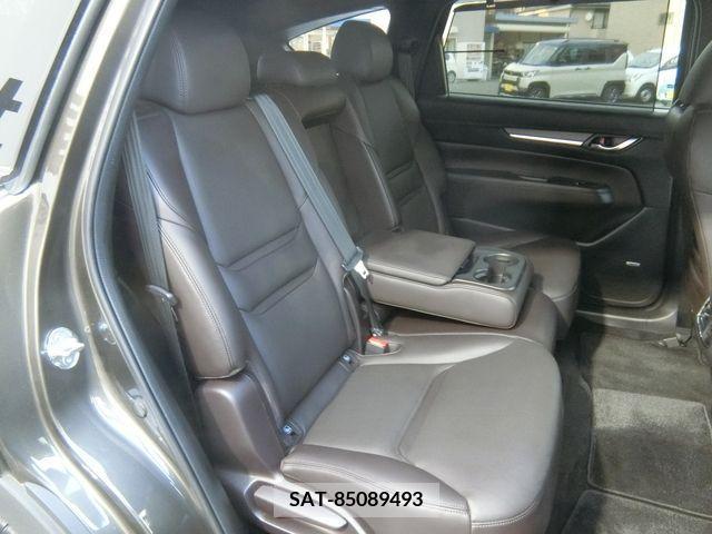 Mazda CX-8 2018-11 208126-6