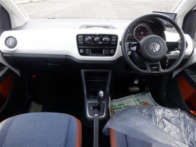 VolksWagen UP! 2016-03 5315-7