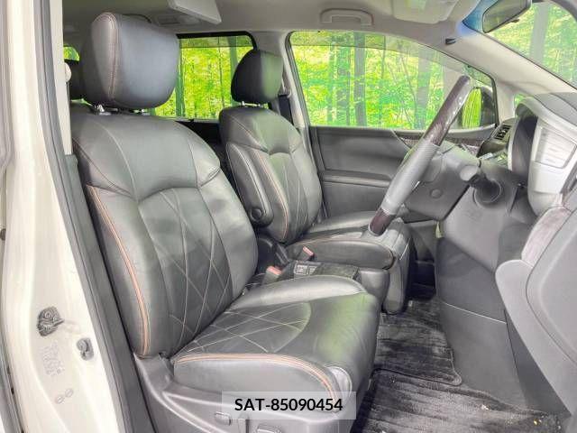 Nissan ELGRAND 2015-03 359695-8
