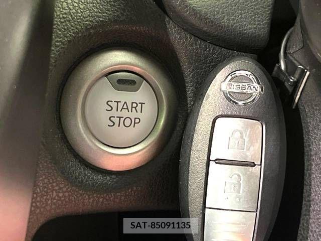 Nissan NOTE 2019-05 279973-4