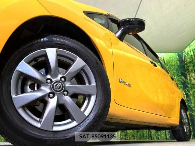 Nissan NOTE 2019-05 279973-13