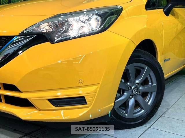 Nissan NOTE 2019-05 279973-12