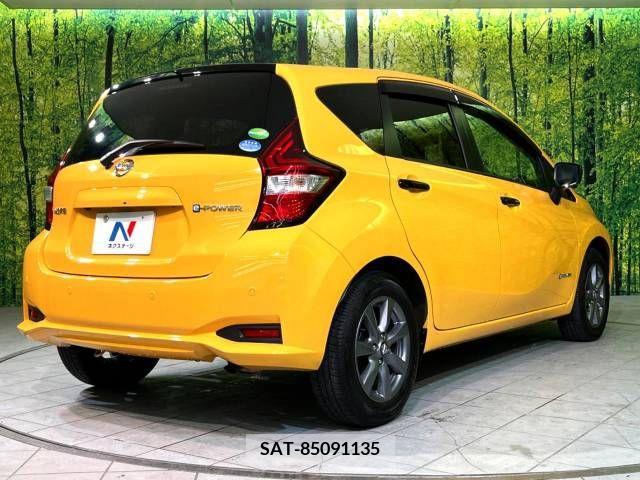Nissan NOTE 2019-05 279973-17