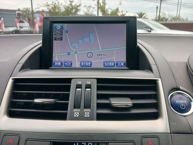 Lexus HS 2013-07 12236-13