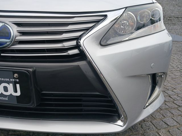 Lexus HS 2013-07 12236-5