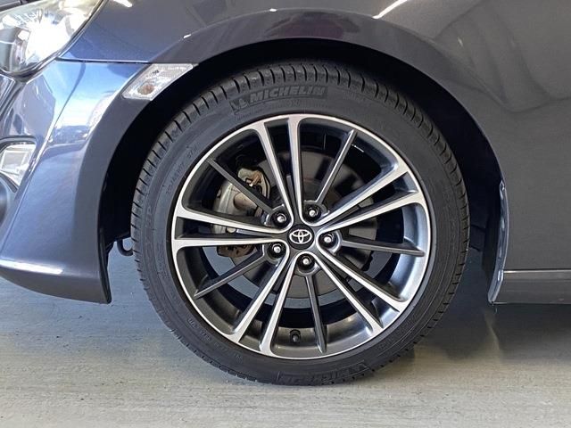 Toyota 86 2012-11 16034-6